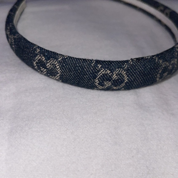 Gucci preloved headband great condition has little mark on the ends jean materia - Picture 7 of 11